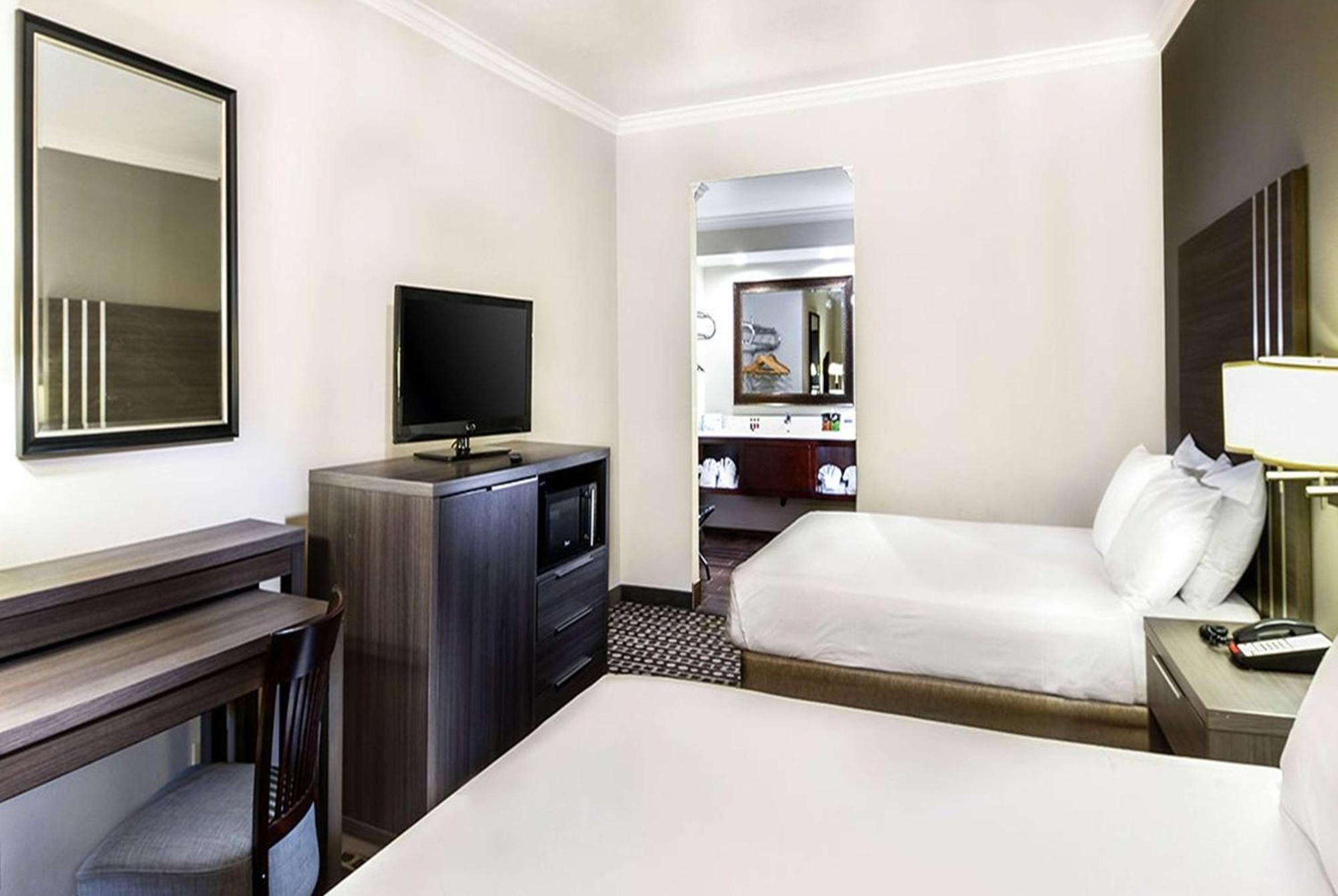 Travelodge By Wyndham Commerce Los Angeles Area Eksteriør billede