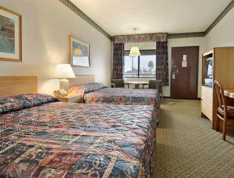 Travelodge By Wyndham Commerce Los Angeles Area Eksteriør billede