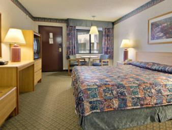 Travelodge By Wyndham Commerce Los Angeles Area Eksteriør billede